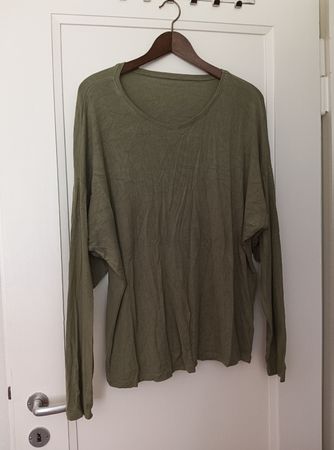 Olivegrünes Langarmshirt, Grösse M - perfekt für Herbst!