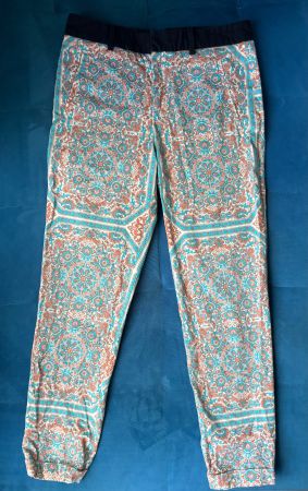 Hose ZARA Gr. S