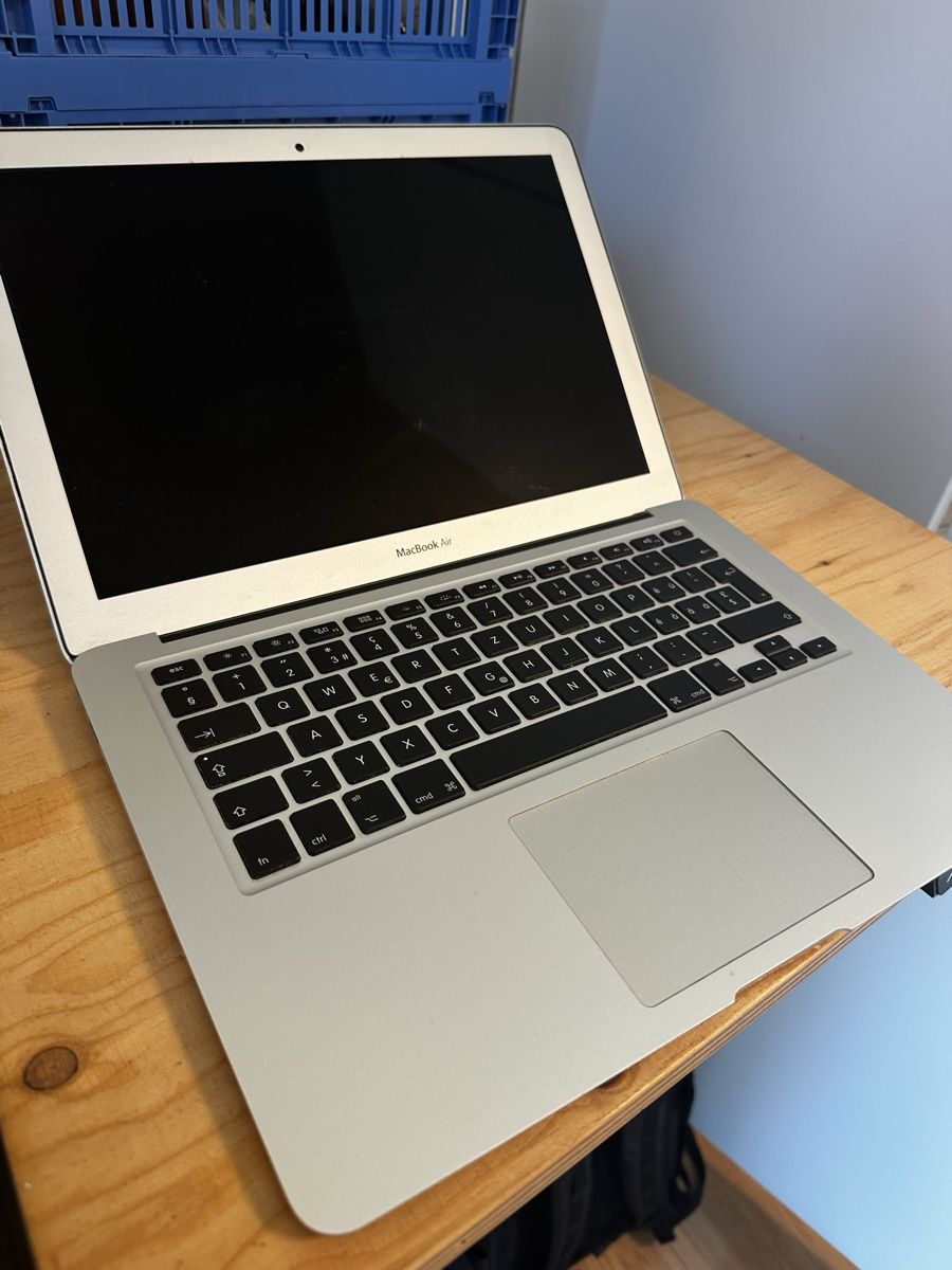 Apple Notebook: MacBook Air 13" used good condition – Usato da Adliswil venduto da kaischmid 1