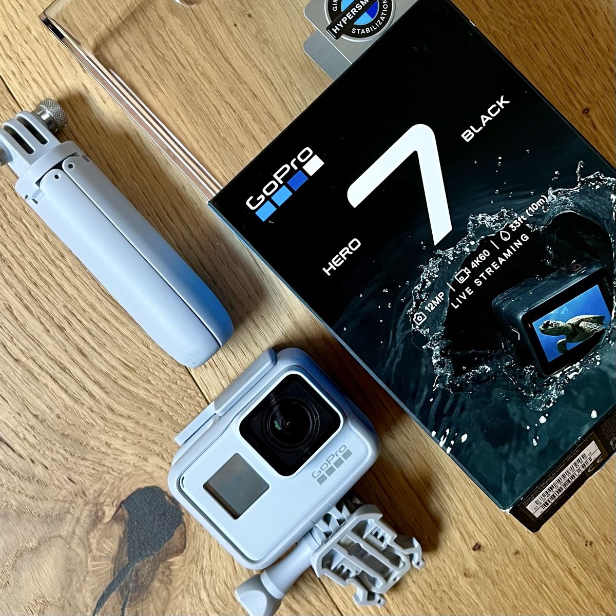 Gopro Action Cam: Go Pro 7 limited edition  – Nuovo (secondo la descrizione) da Lütisburg venduto da mahee 1