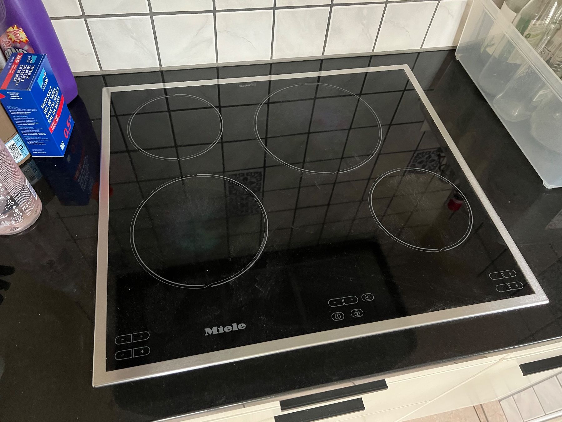 Cucine complete: Cuisine complète avec îlot, granit et appareils Miele – Usato da Portalban venduto da manu1784 9