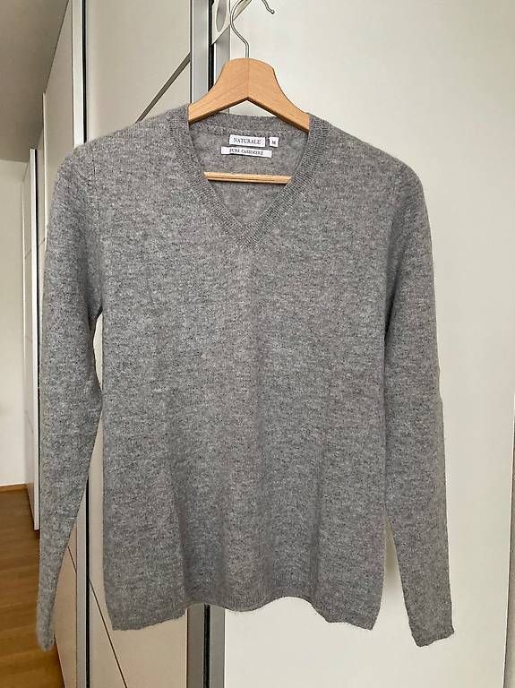 Pulls & Sweat-shirts: Hochwertiger dünner Kaschmirpullover hellgrau Gr M NEU – Neuf (Voir description) à Zürich par hauszwoelf