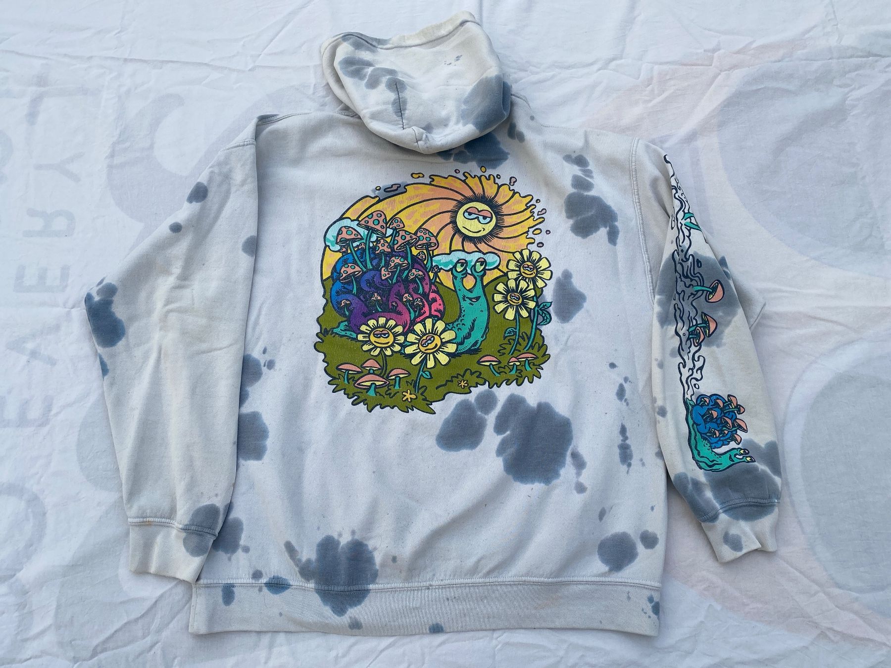 Pullover & Sweatshirts: Sweat Alan t. M – Gebraucht aus Lonay von Ikoko 1