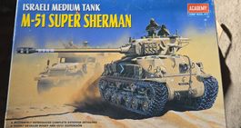 Modellbausatz M-51 Super Sherman Academy 1/35 guter Zustand