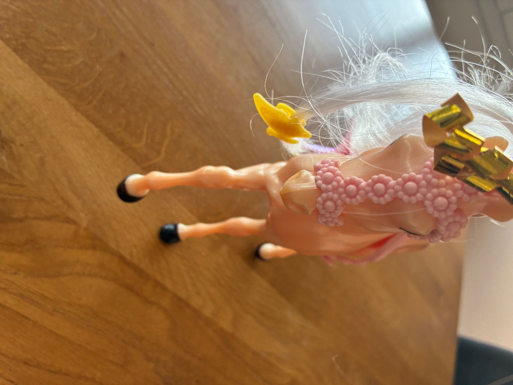Bambole: 3 barbie pferde mit Zubehör – Usato da Münchenstein venduto da anj_c28s 5