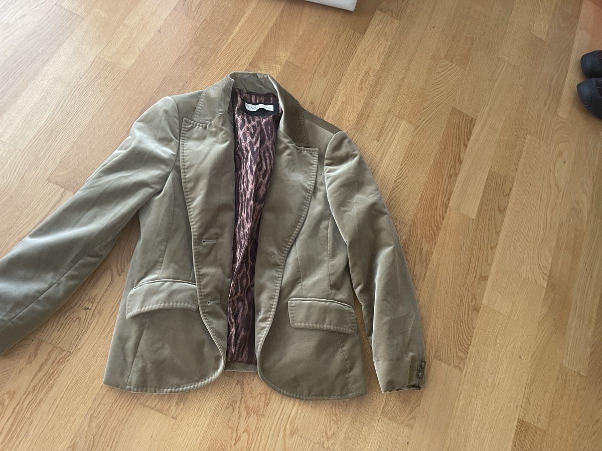 Jacken: Blazer/ Clement Veloursblazer Grösse 40 EU beige – Gebraucht aus Rüschlikon von Lajniii