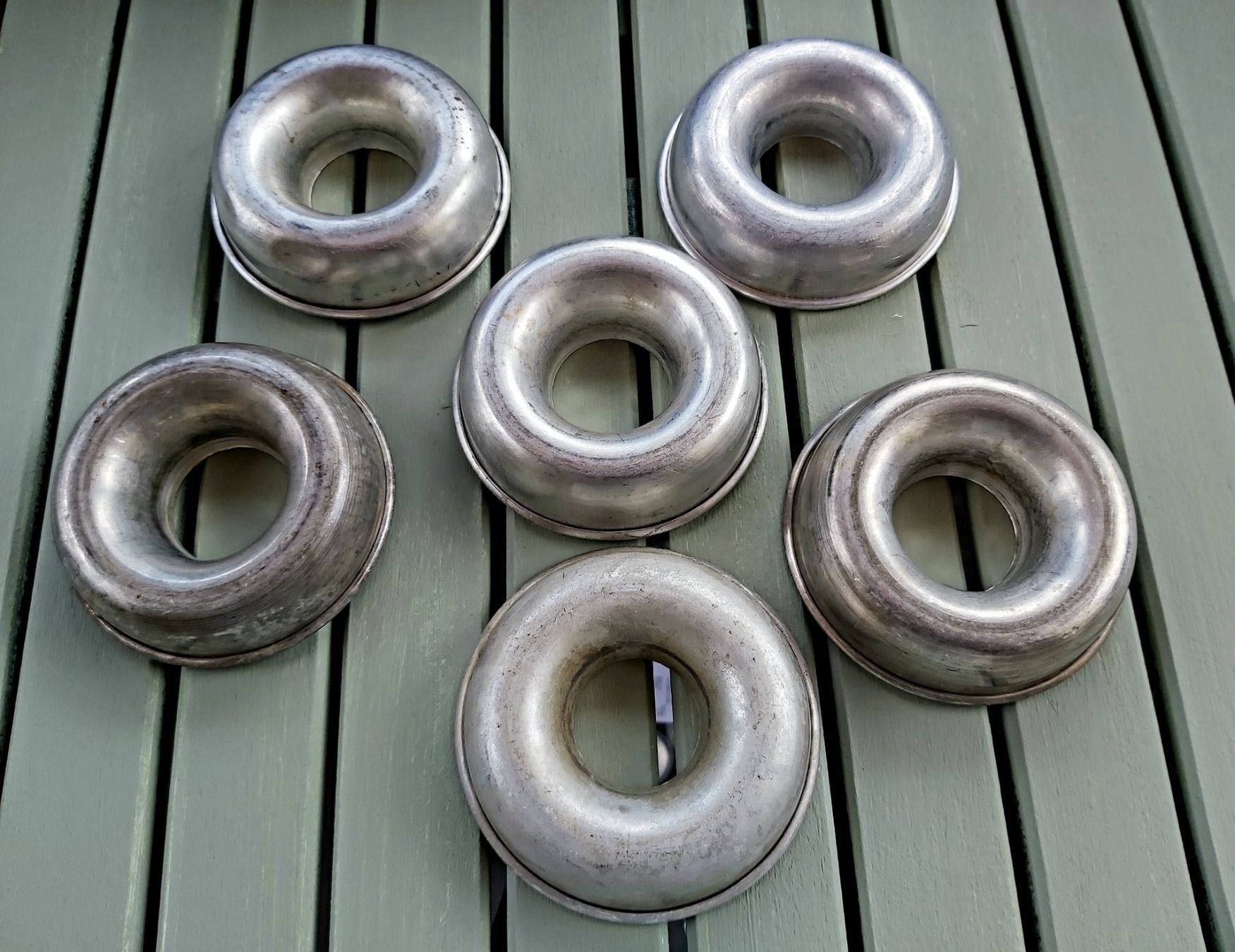 Moules à gâteaux: 6 antike Savarin Formen – D'occasion à Bern par aronari 2
