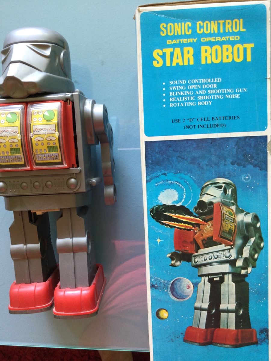 Statuette: Roboter OVP Star Robot Metall Sonic Control Geräusch& Licht – Usato da Basel venduto da pink2010 2