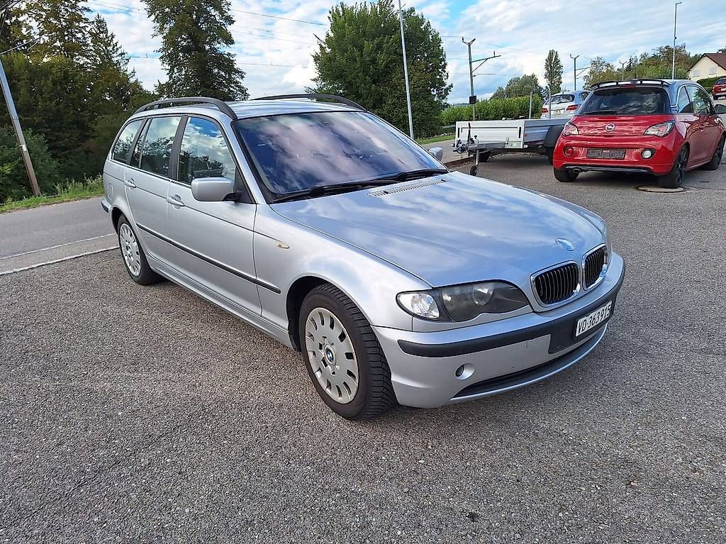 Autos: BMW 325 xi touring e46 – Gebraucht aus Montmagny von Mat1989 1