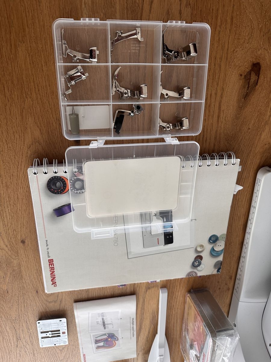 Bernina Cerchi da ricamo: Bernina B 780 inkl. Stickmodul - Top Zustand – Usato da Schaffhausen venduto da pinca19 4