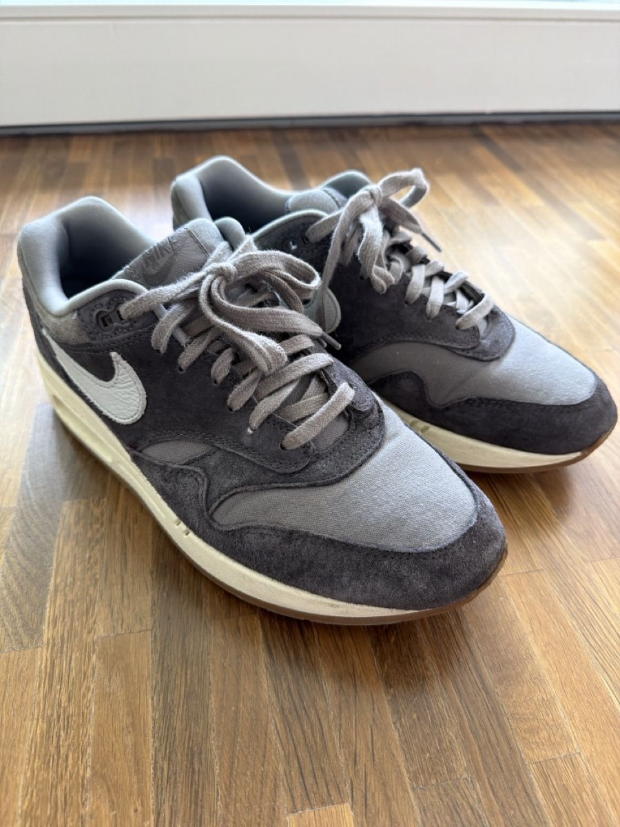 Nike Scarpe da uomo: NIKE AIR MAX PREMIUM 1 / grey / 42.5 – Usato da Zürich venduto da Anil_sag 1
