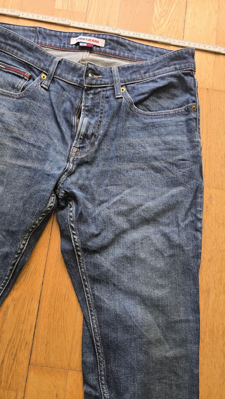 Tommy Hilfiger Jeans: Tommy Jeans Herren Jeans Gr. 33/32 – Usato da Emmenbrücke venduto da meu_2j8p 2