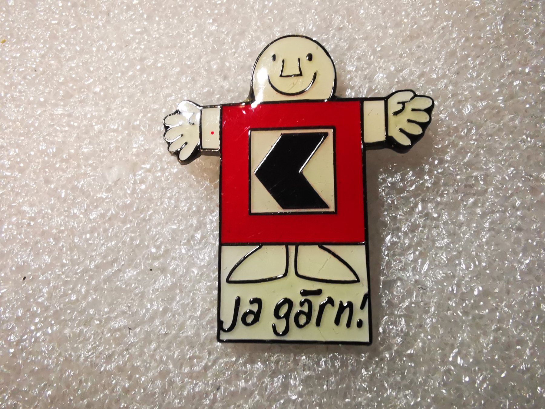 Placchette & Badge: Ansteckpin 7: BEKB - ja gärn! – Usato da Oppligen venduto da Pin-Fall-Shop