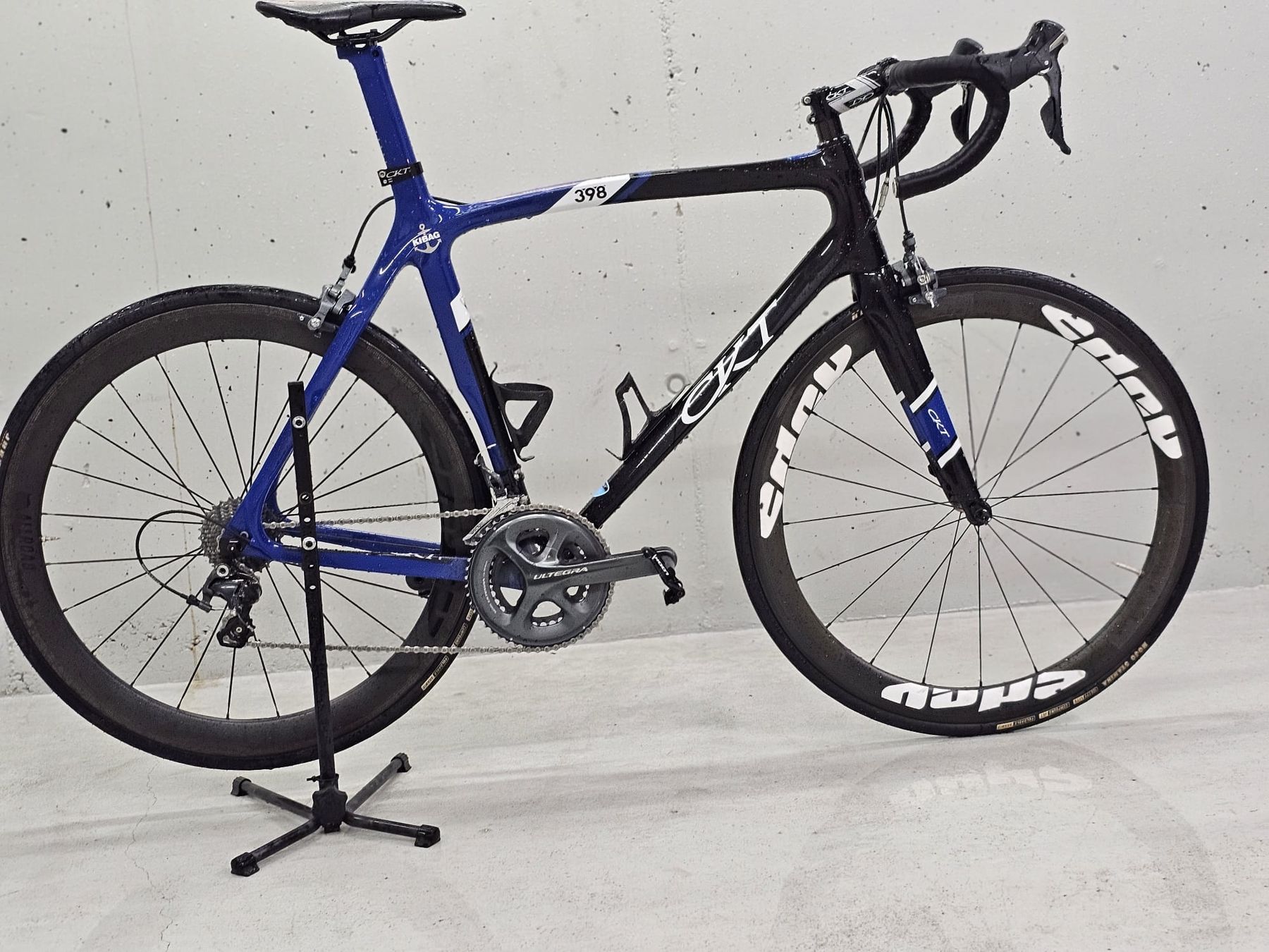 Biciclette: CKT-Rennrad blau, Carbon – Usato da Balsthal venduto da Katzundmaus