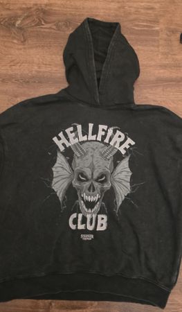 Hoodie Stranger Things Hellfire Club Grösse M schwarz