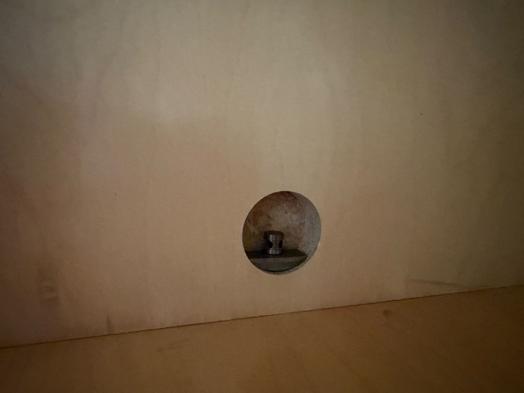 Credenze: Rustikale Wohnwand, massiv Holz – Usato da Bösingen venduto da ma__57vj 6