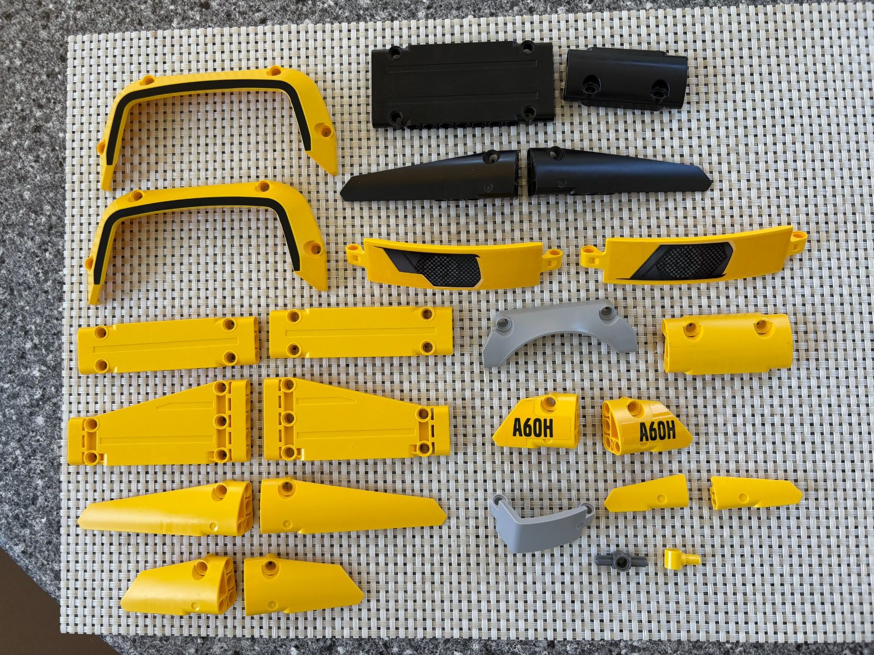 Lego Kit di costruzioni: Lego Technik 42114 Verschalung Panele Panel – Usato da Buochs venduto da Techtelmechtel