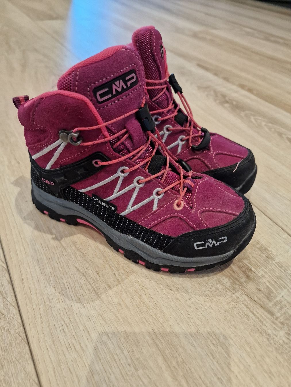 CMP Schuhe für Jungen: Trekkingschuhe Mädchen CMP 30 – Gebraucht aus Flurlingen von ema_k66l 1