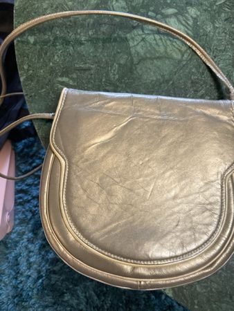 Besace BELTRAMI vintage en cuir véritable, couleur bronze!