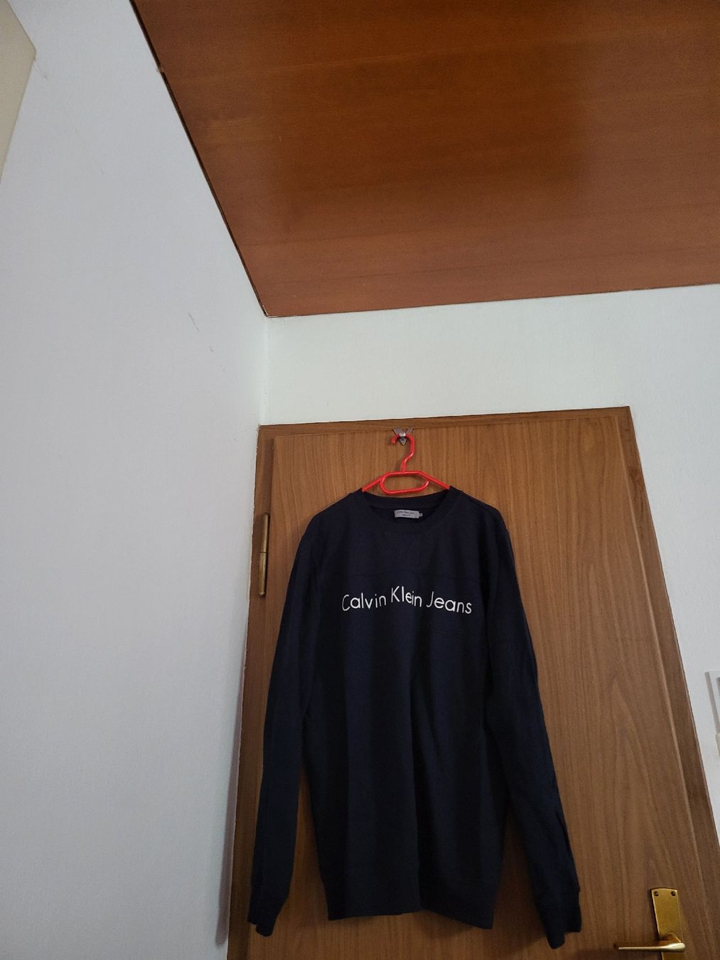 Calvin Klein Maglioni & Felpe: Pull Calvin Klein Jeans bleu marine - Taille XL, comme neuf! – Usato da Niedergösgen venduto da Eva2410