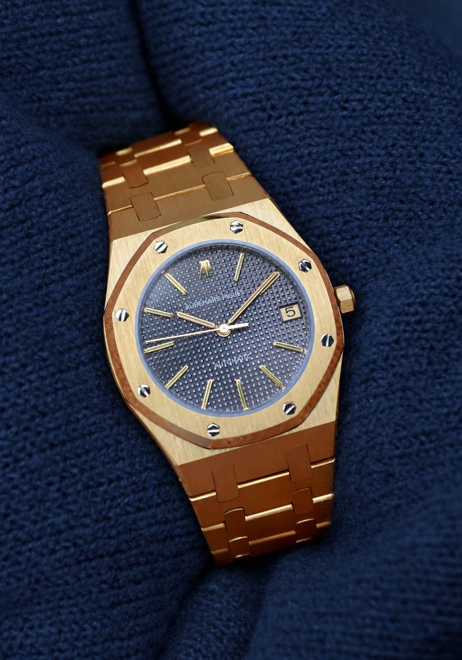 Audemars Piguet Montres: Audemars Piguet Royal Oak 4100BA – D'occasion à Zürich par Lazulivintagewatches 1