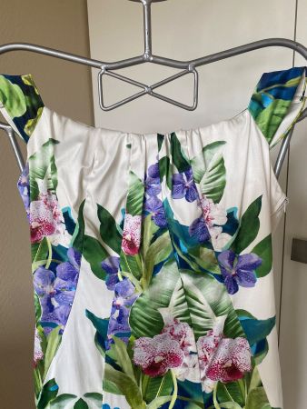 Elegantes Kleid Rinaschimento (48) / Robe super élégante (M)