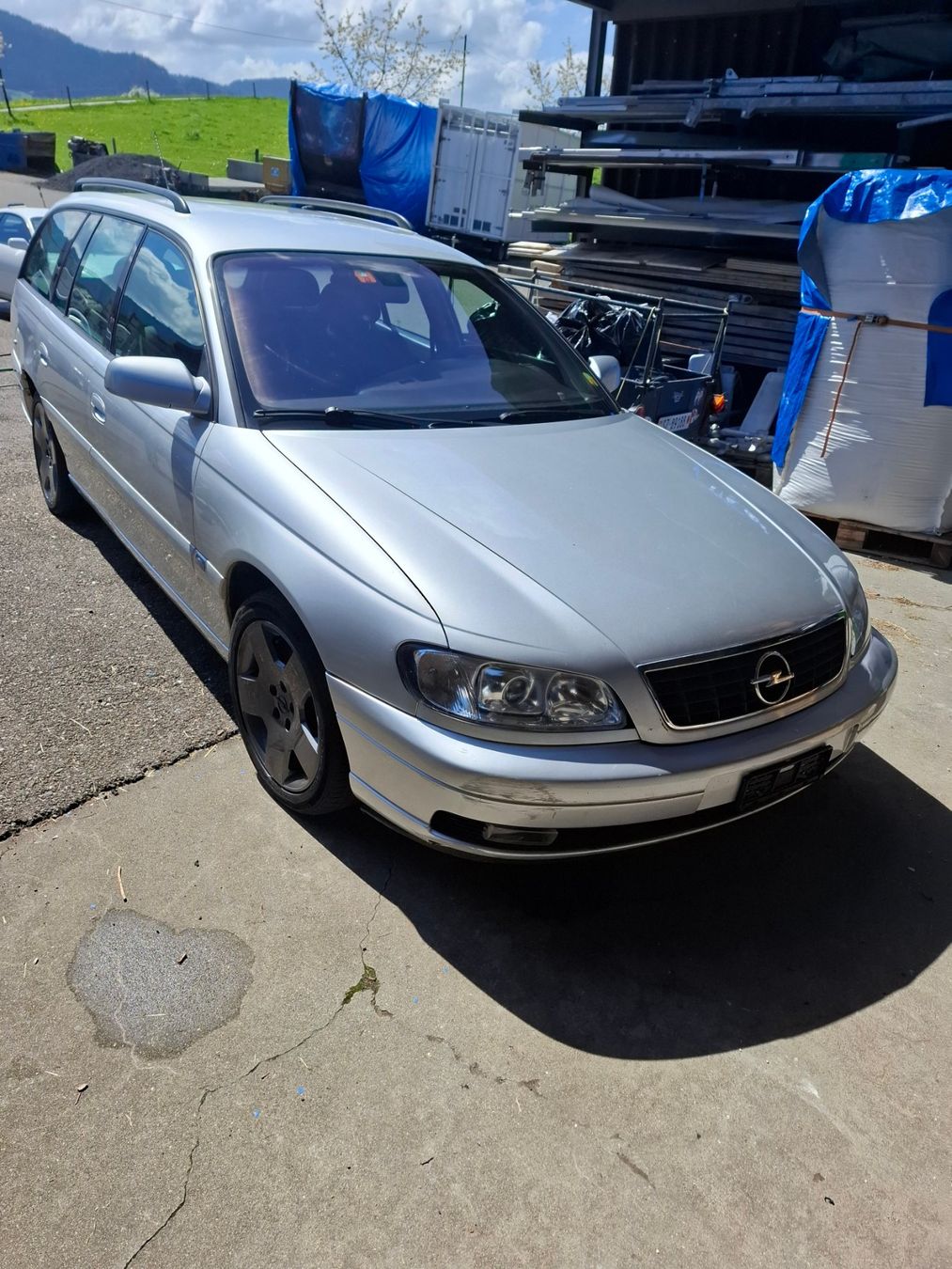 Opel Automobili: Opel Omega B 140000km – Usato da Bäch SZ venduto da kawareni