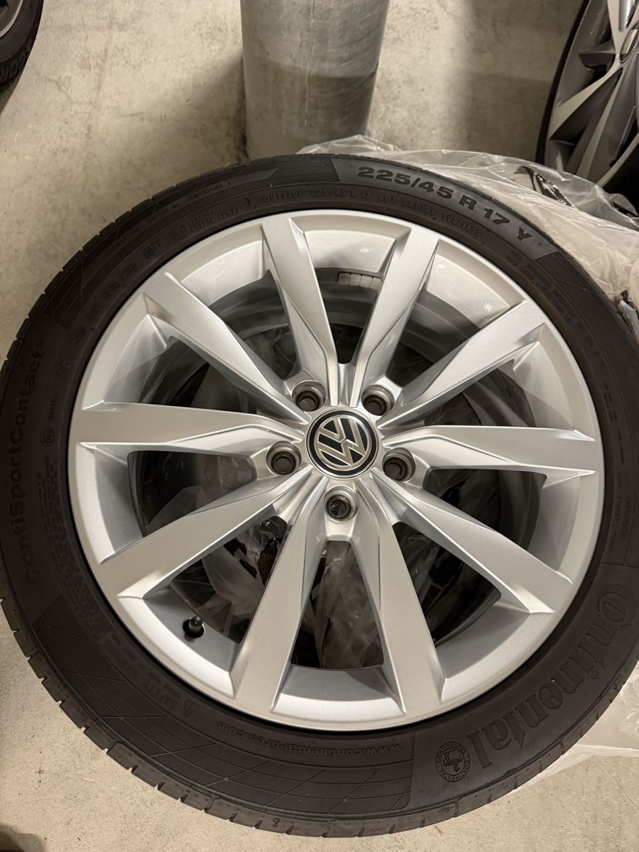 Volkswagen Pneus & Kompletträder: Original VW Sommerräder – Gebraucht aus Zwillikon von Ueli.99 5