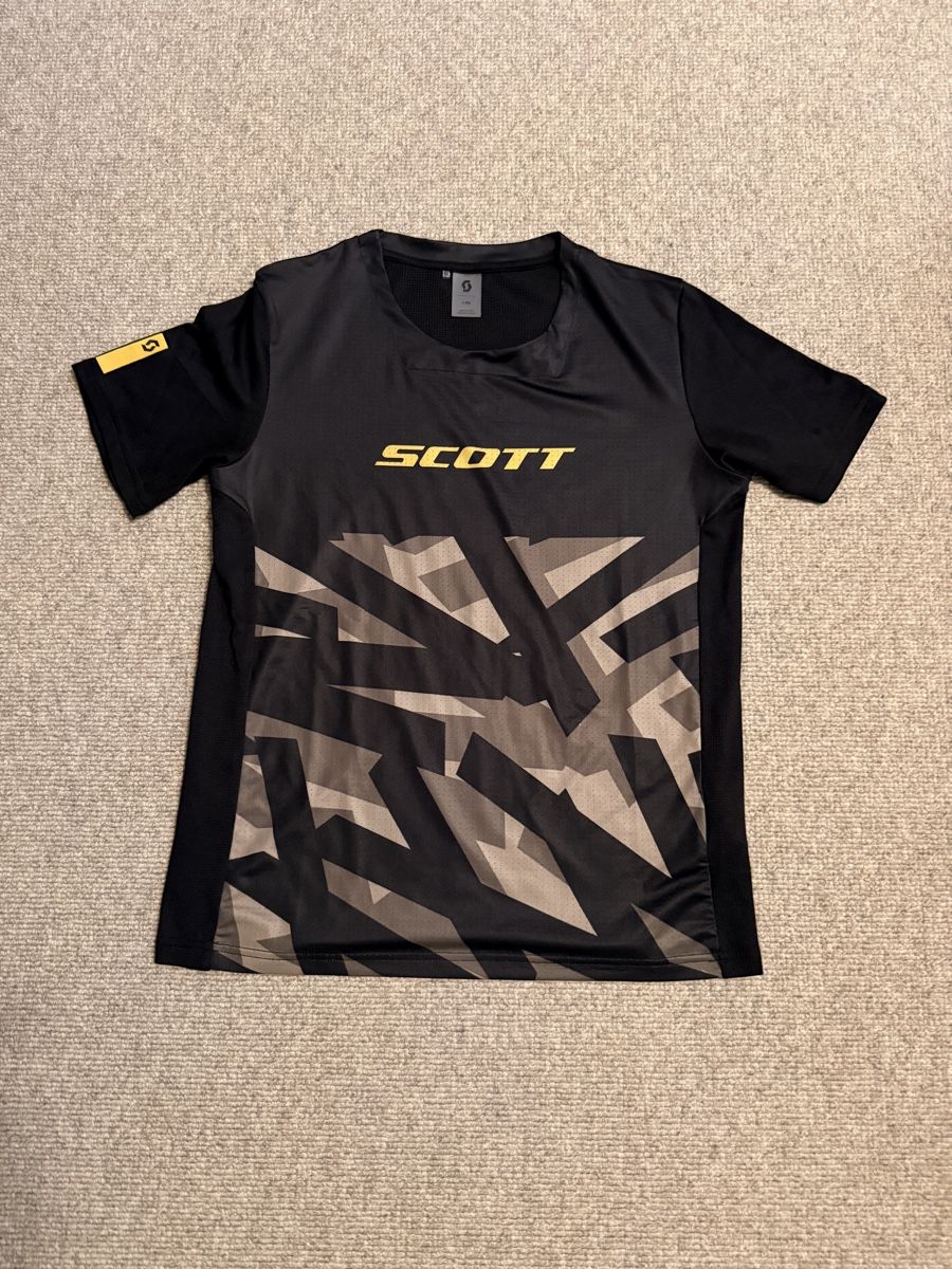Scott Trainer, Turnhosen & -trikots: MTB Trikot von Scott – Gebraucht aus Cham von carmenblacky