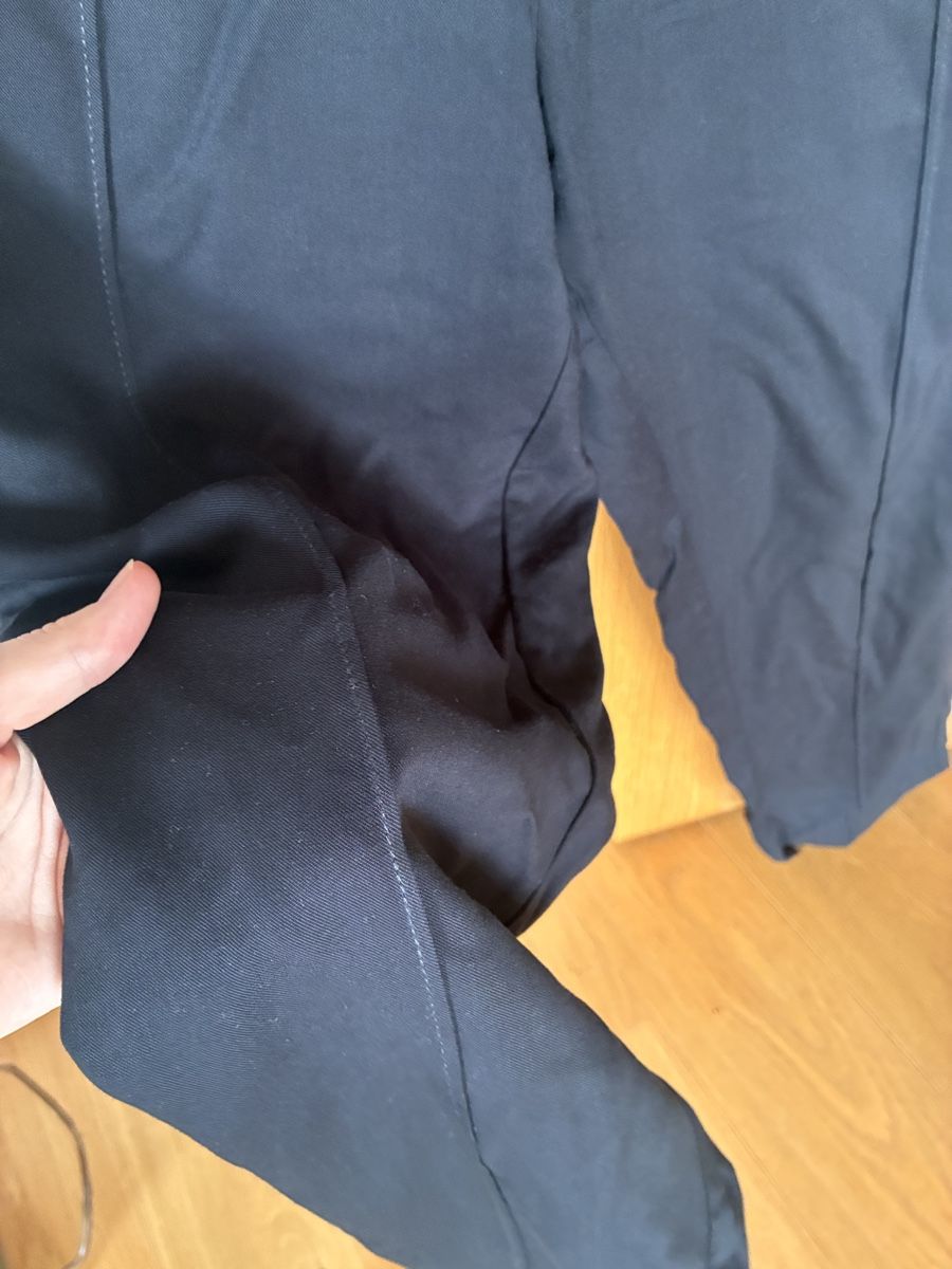 C&A Pantaloni: Stylish Black Cropped Trousers - C&A L – Nuovo (secondo la descrizione) da Untersiggenthal venduto da mic_ksv9 2