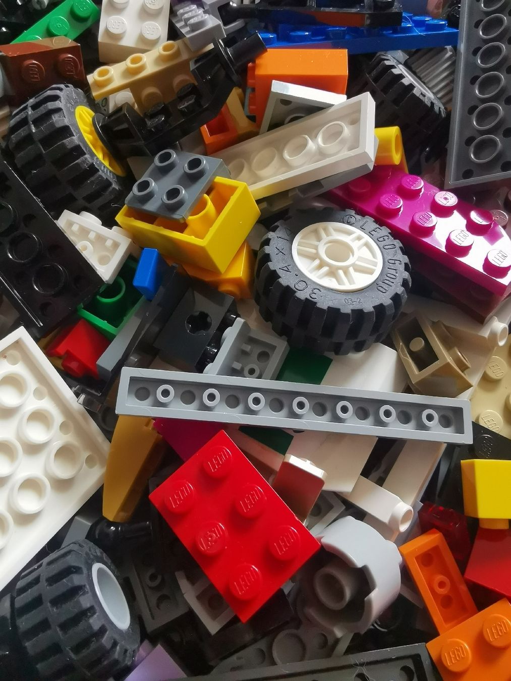 Lego Giocattoli: Lego ca 2 Kilo, bunte Mischung – Usato da Effretikon venduto da Superkarin7 4