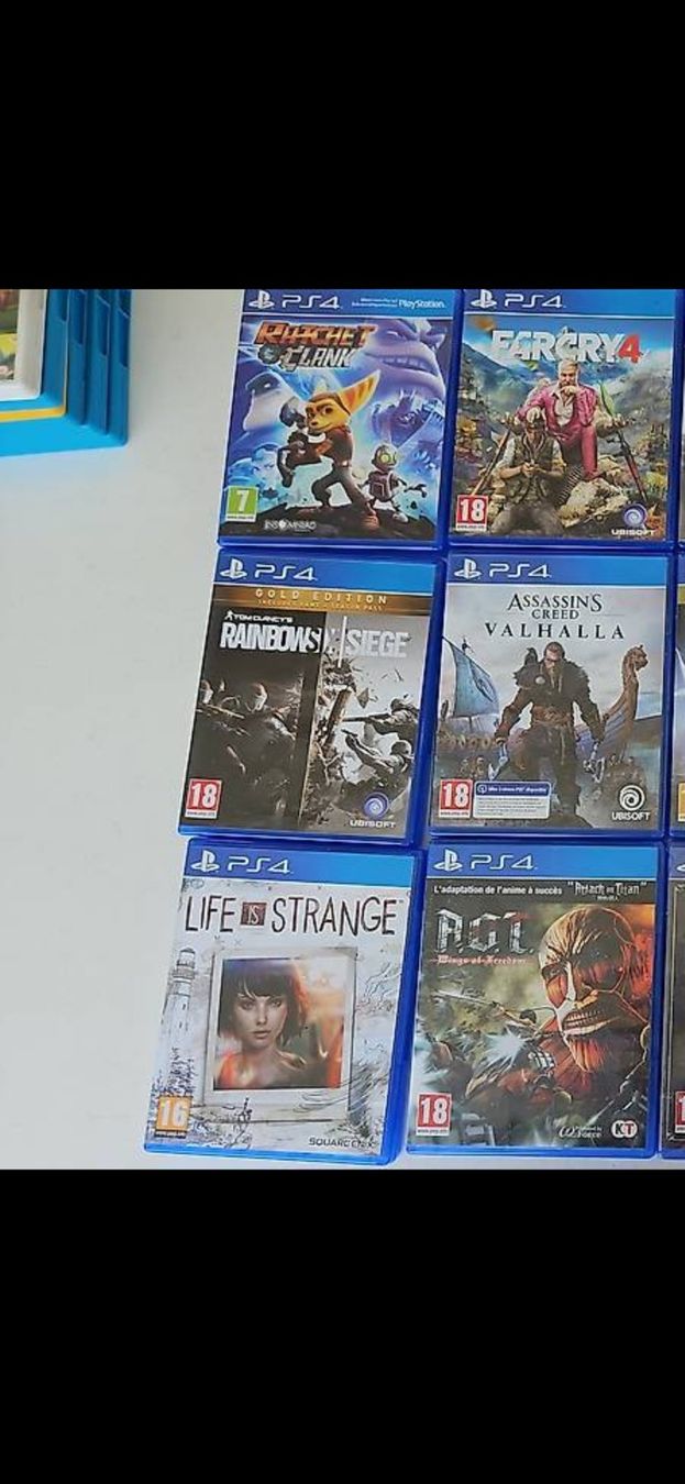 Sony Giochi: 13 Jeux ps4 avec une manette – Usato da Genève venduto da Pedro67 1