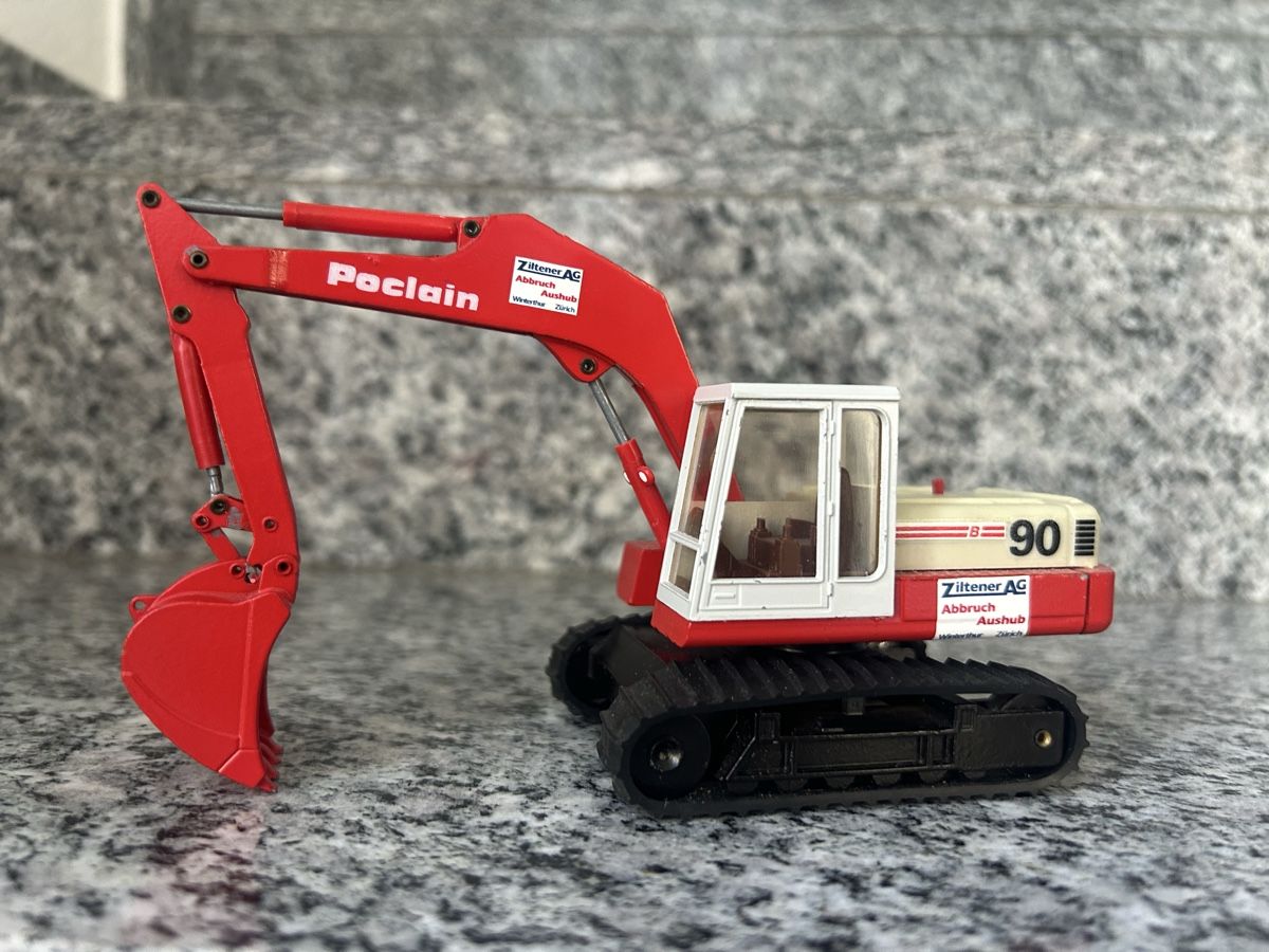 Conrad Kits de montage: Poclain 90, 1:50 , Conrad – D'occasion à Horw par Tigercat635
