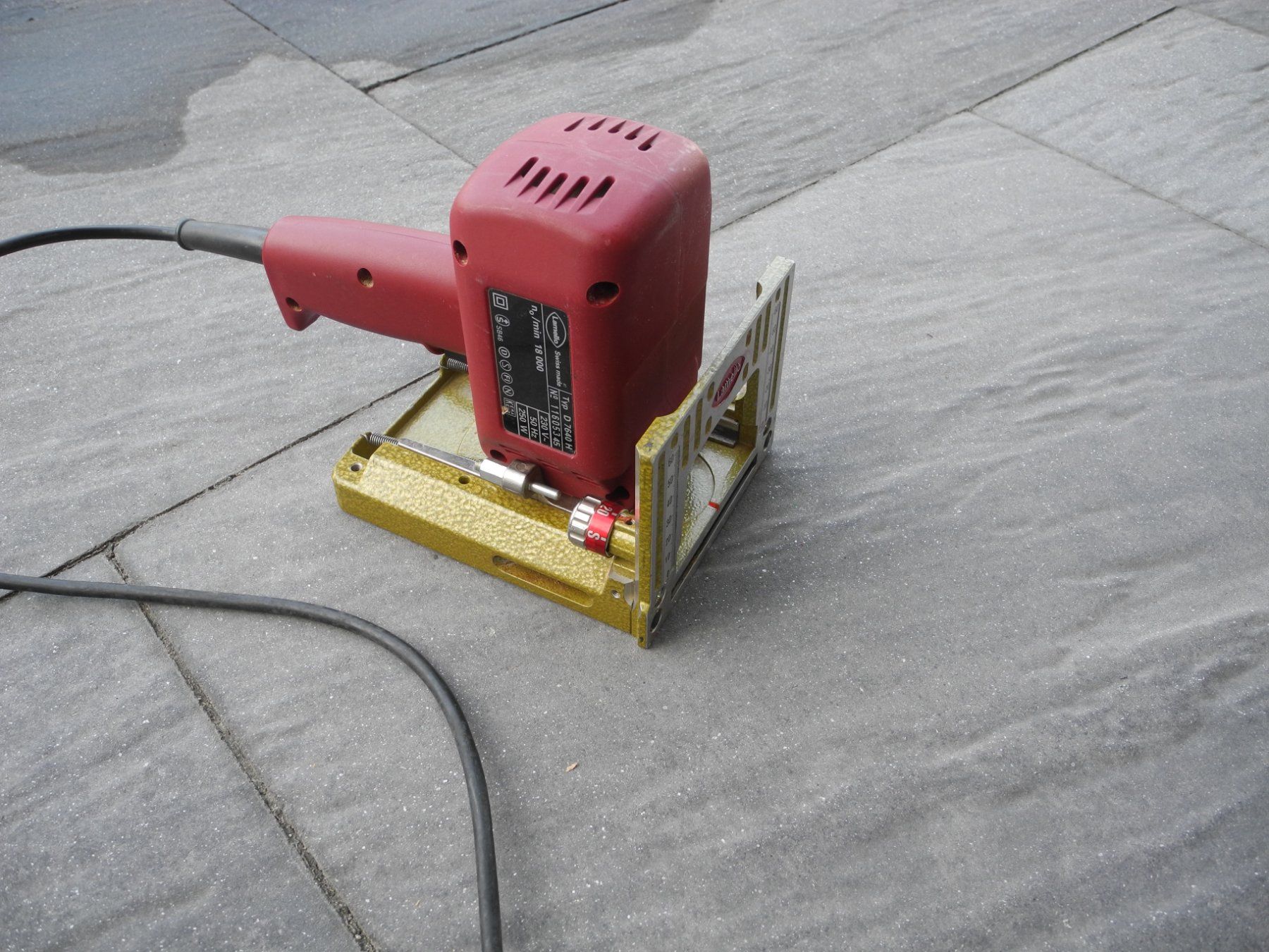 Tutte le macchine: LAMELLO DIRECTA – Usato da Reinach AG venduto da Huckleberrysix 4
