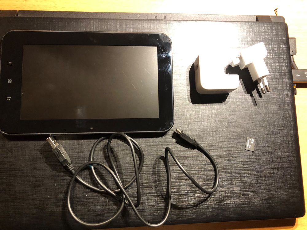 Tablette Mid Android NEUVE (Neu und originalverpackt) in Chamblon für