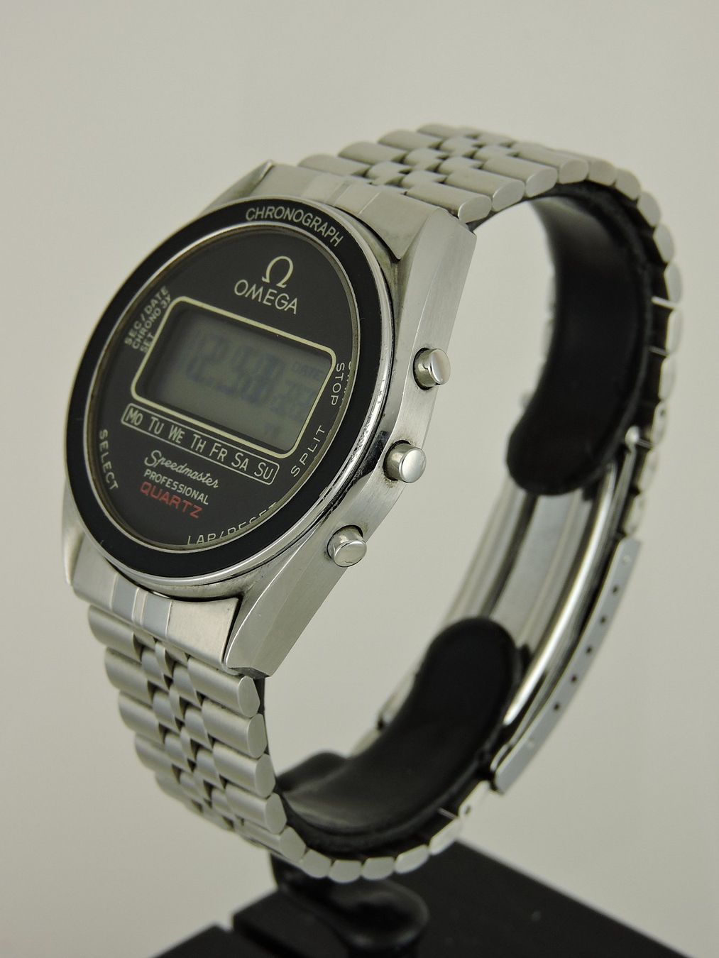 Omega Orologi: 1977 Omega Speedmaster Pro LCD Quartz - Ref. 186.0004 – Usato da Bern venduto da Vintage-Oyster 1