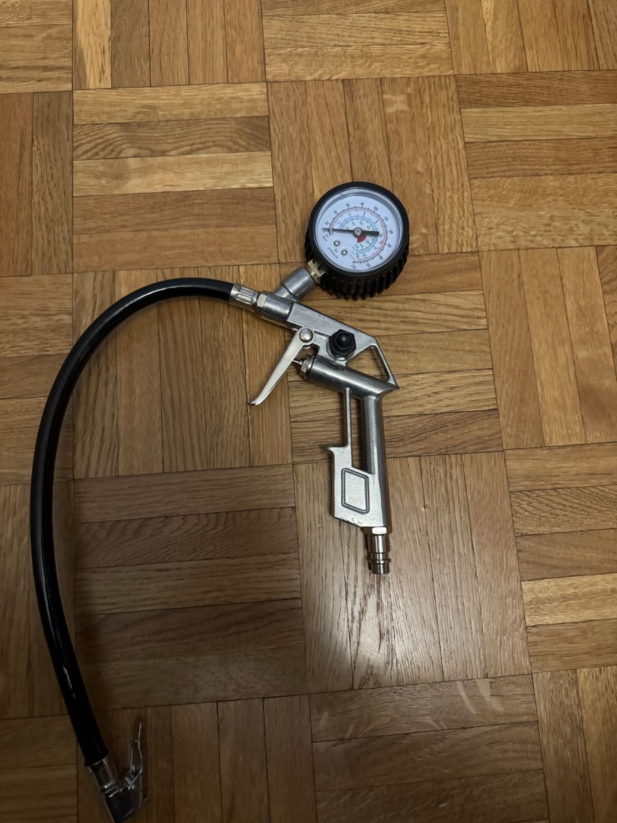 Accessori per altri veicoli: Manomètre pression pneus – Usato da Genève venduto da csedunum 1