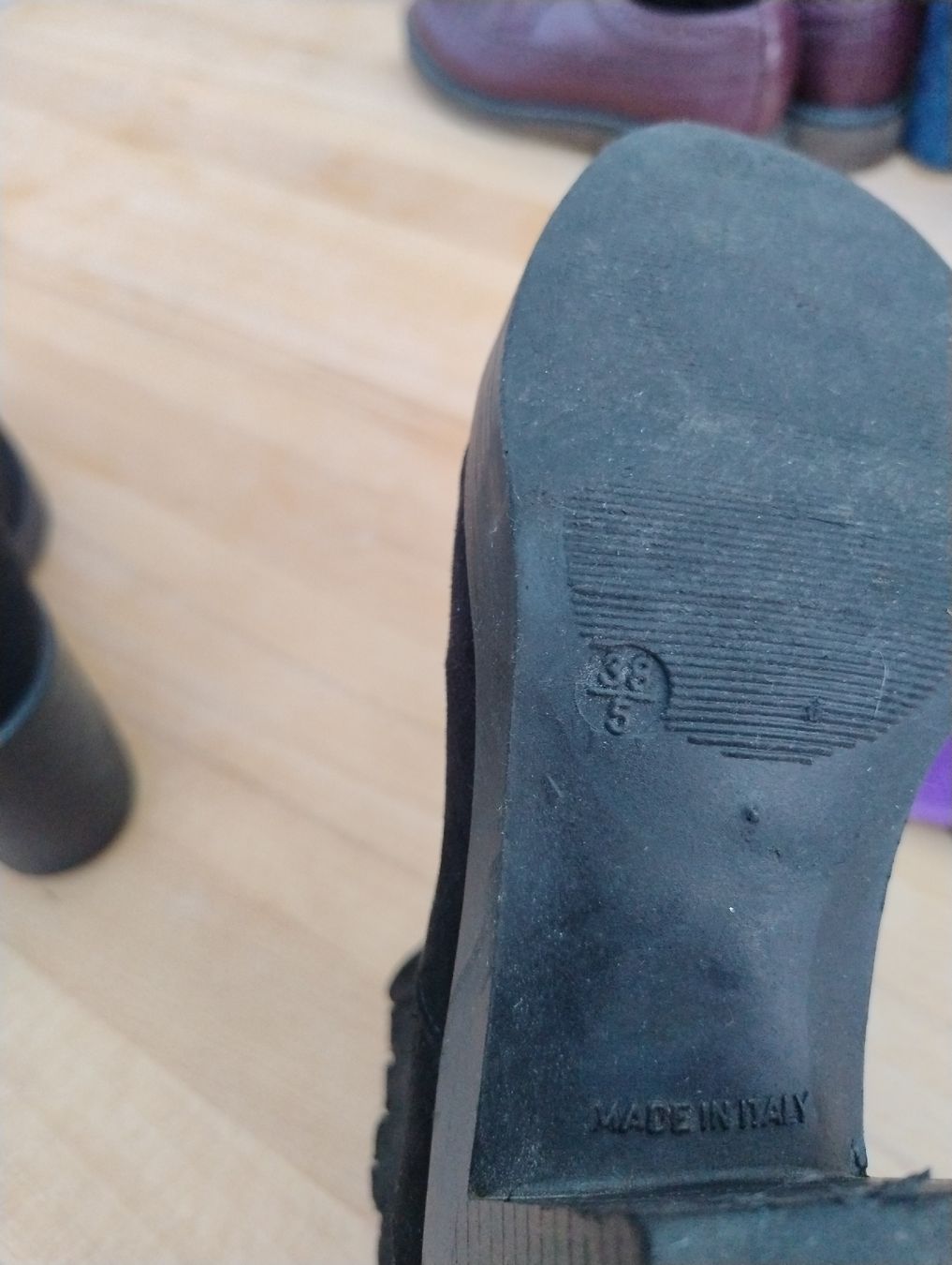 Scarpe da donna: Schwarze Stiefeletten mit Blockabsatz, Grösse 38 – Usato da Kirchberg BE venduto da lauraflu 4