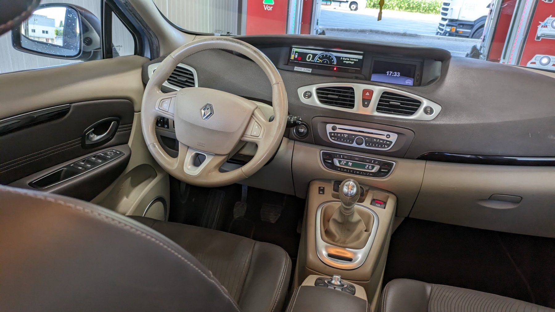 Renault Autos: Renault Gr.Scénic Privilege 2010 – Gebraucht aus St.Gallen von  8