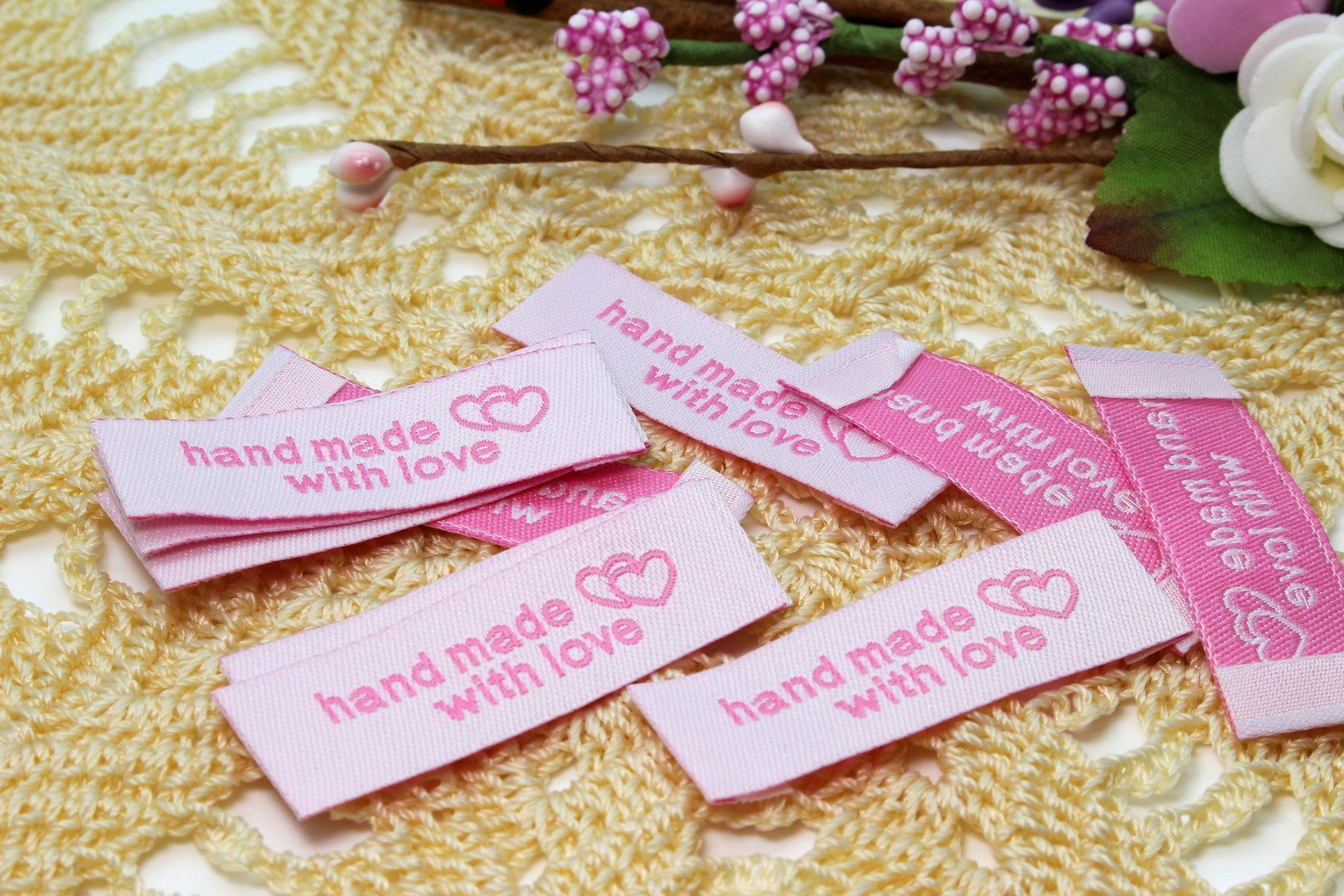 Toppe: Label "Hand made with love" rosa (1 Stück) – Nuovo e nell'imballaggio originale da Zollikofen venduto da Blackie 1