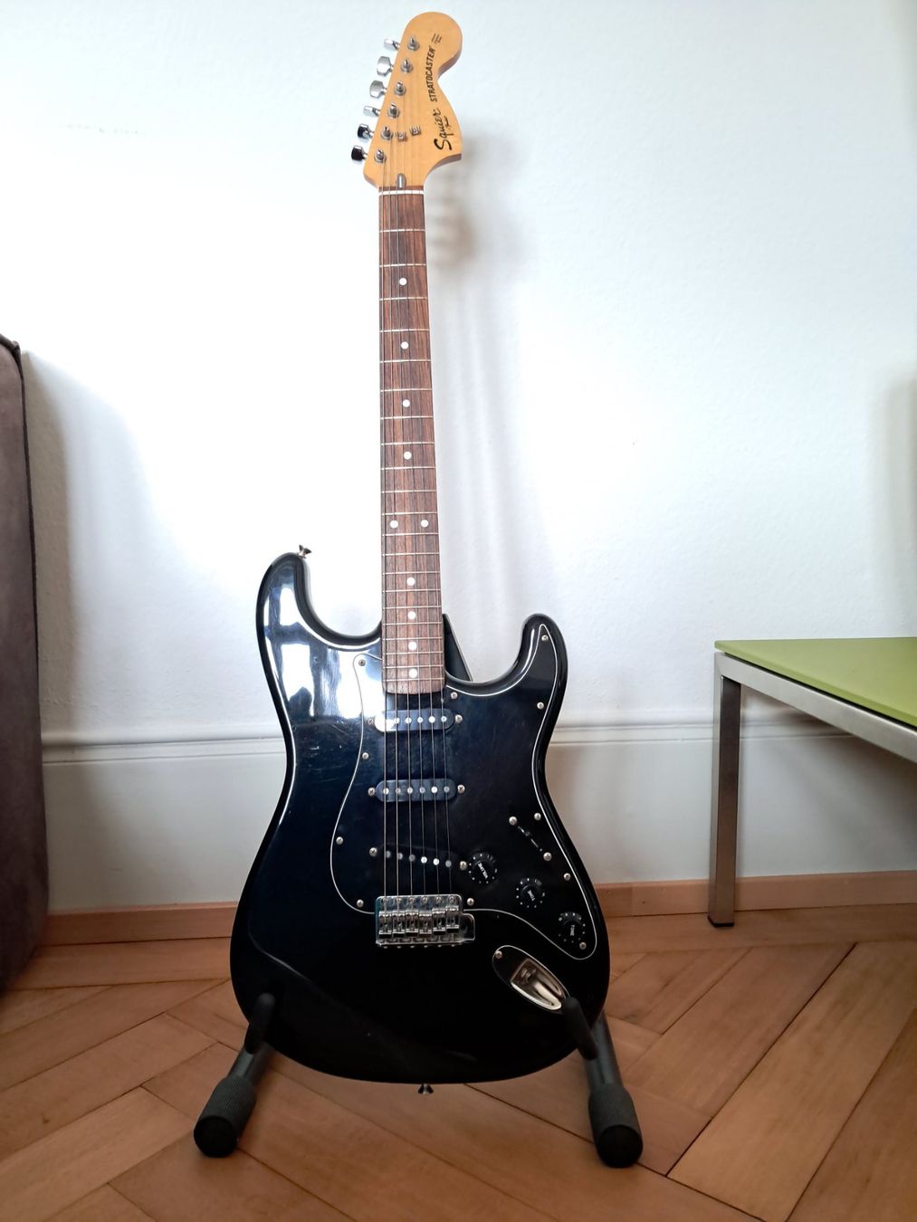 Strumenti musicali: Original Squire SQ Stratocaster 1983/84 – Usato da Luzern venduto da Totallegal
