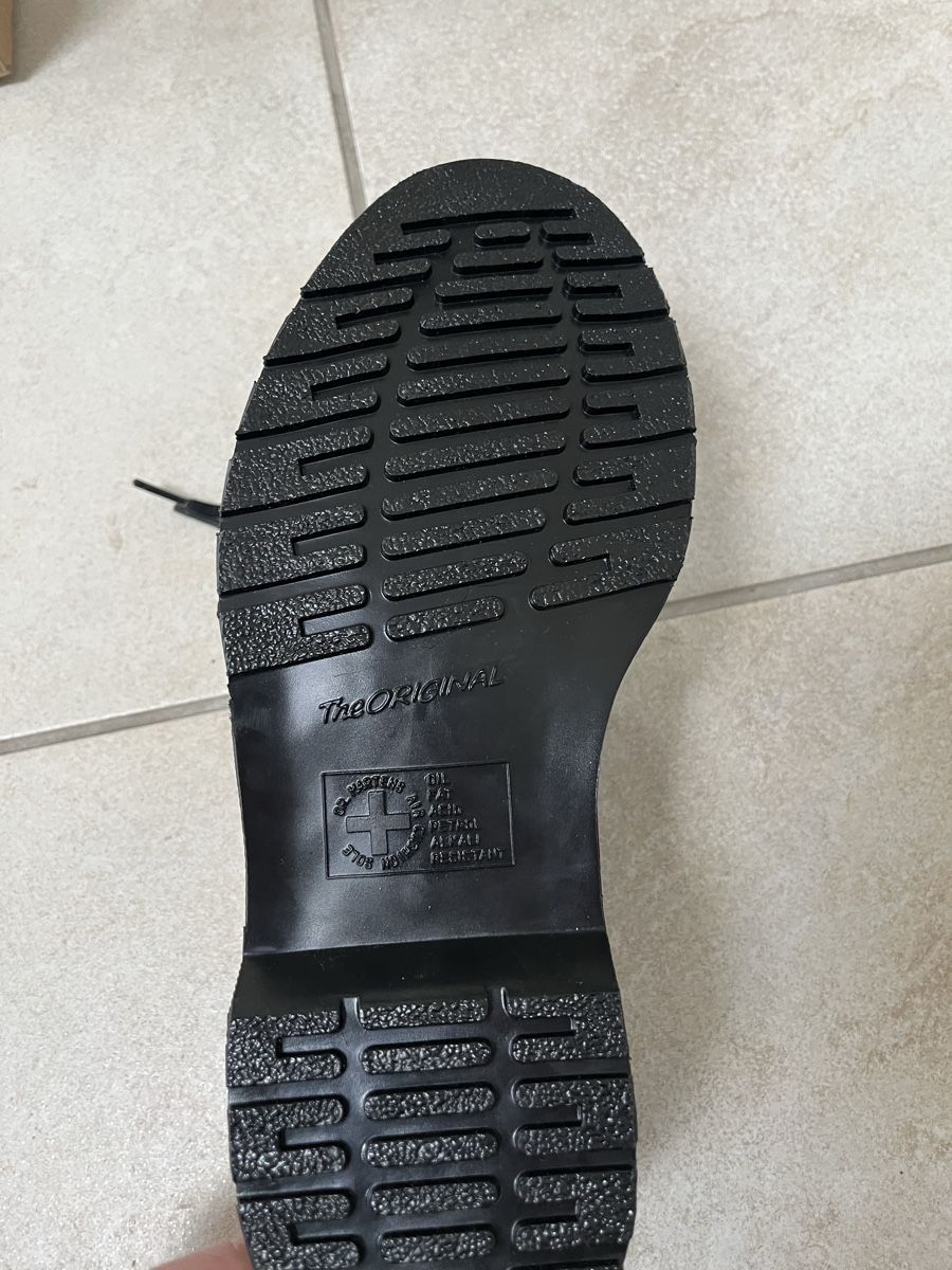 Dr. Martens Scarpe da uomo: Dr.Martens 1461 Mono Unisex – Nuovo e nell'imballaggio originale da Ostermundigen venduto da neukom64 2