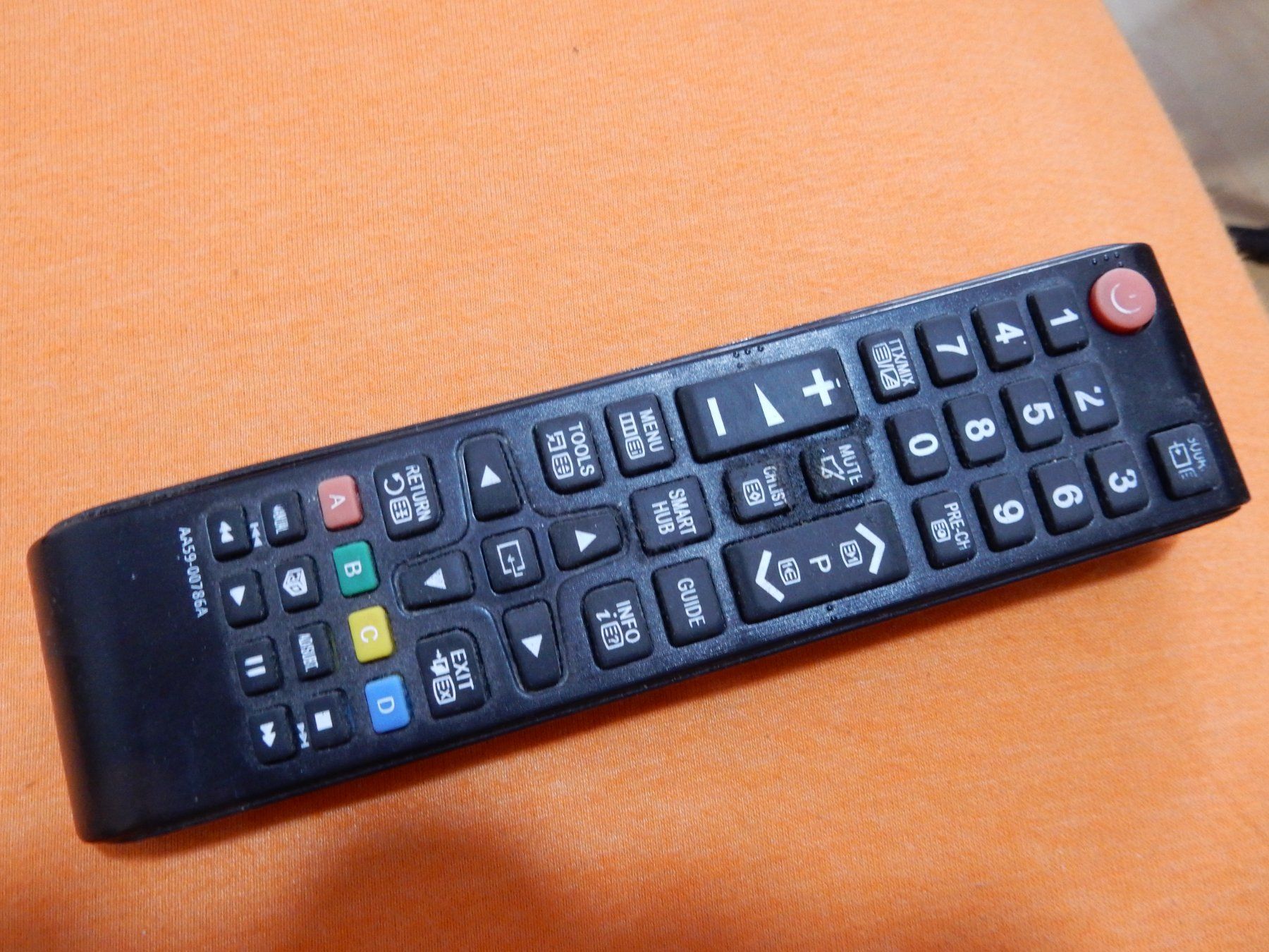 Samsung Televisori: Samsung Smart TV – Usato da Balsthal venduto da Subaru11 4