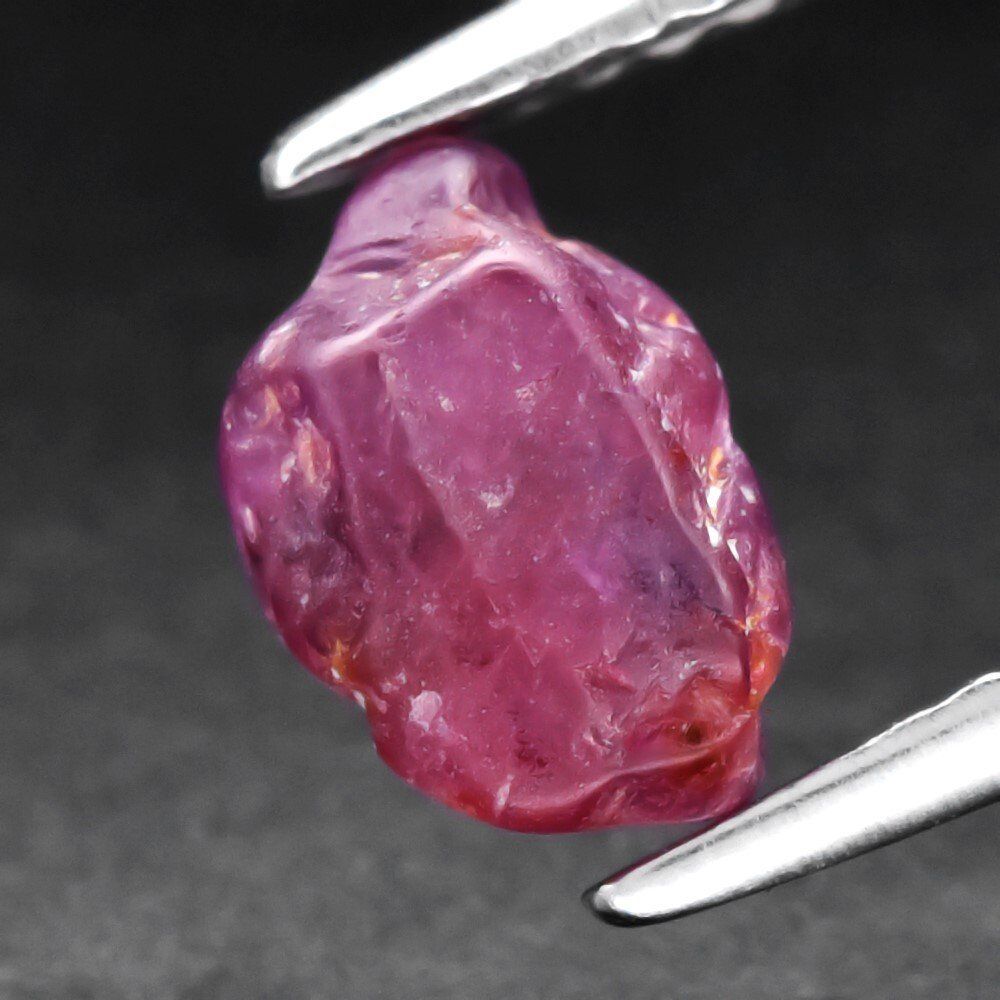 Pietre preziose: 1,35 ct Saphir brut, non chauffé – Usato da Carouge GE venduto da Crystal_Energy
