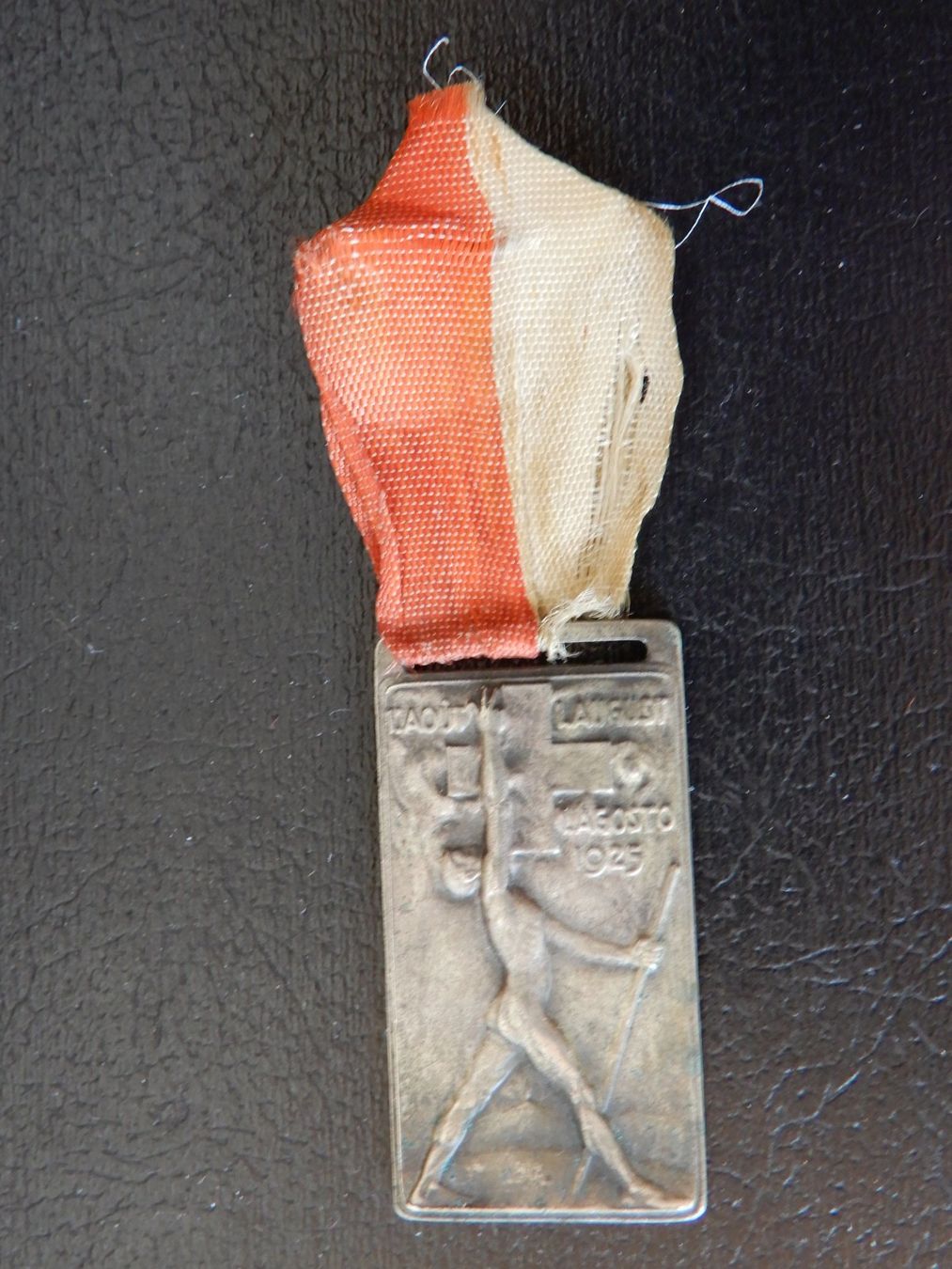 Placchette & Badge: 1. August Abzeichen Variante 2 – Usato da Senèdes venduto da Framboise52