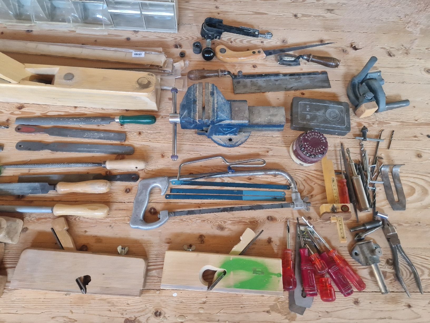 Tutti gli attrezzi: Diverses Werkzeug – Usato da Eschenbach SG venduto da and_rq76 1