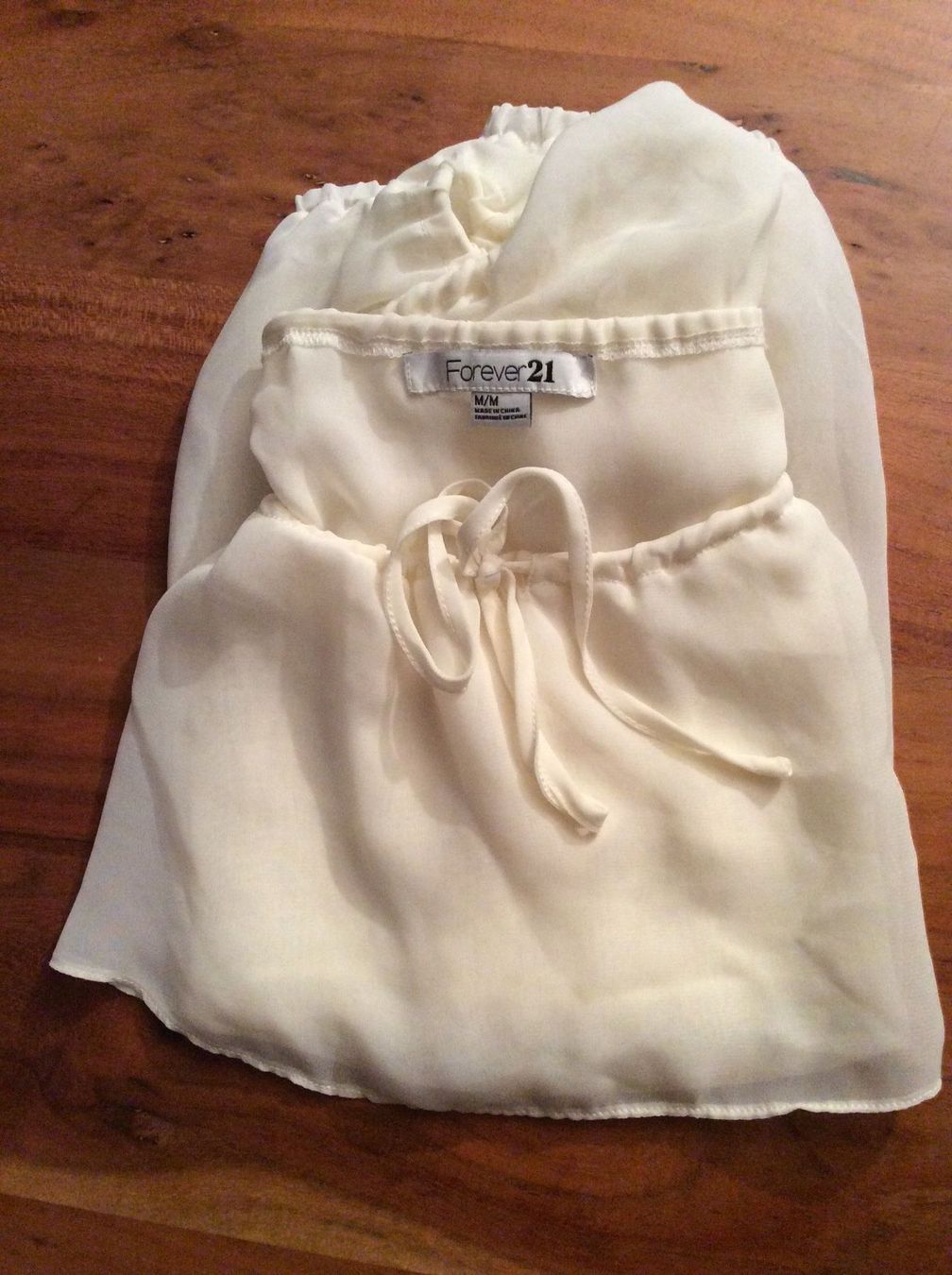 Camicette: Bluse – Usato da Bülach venduto da Jackybabue 3