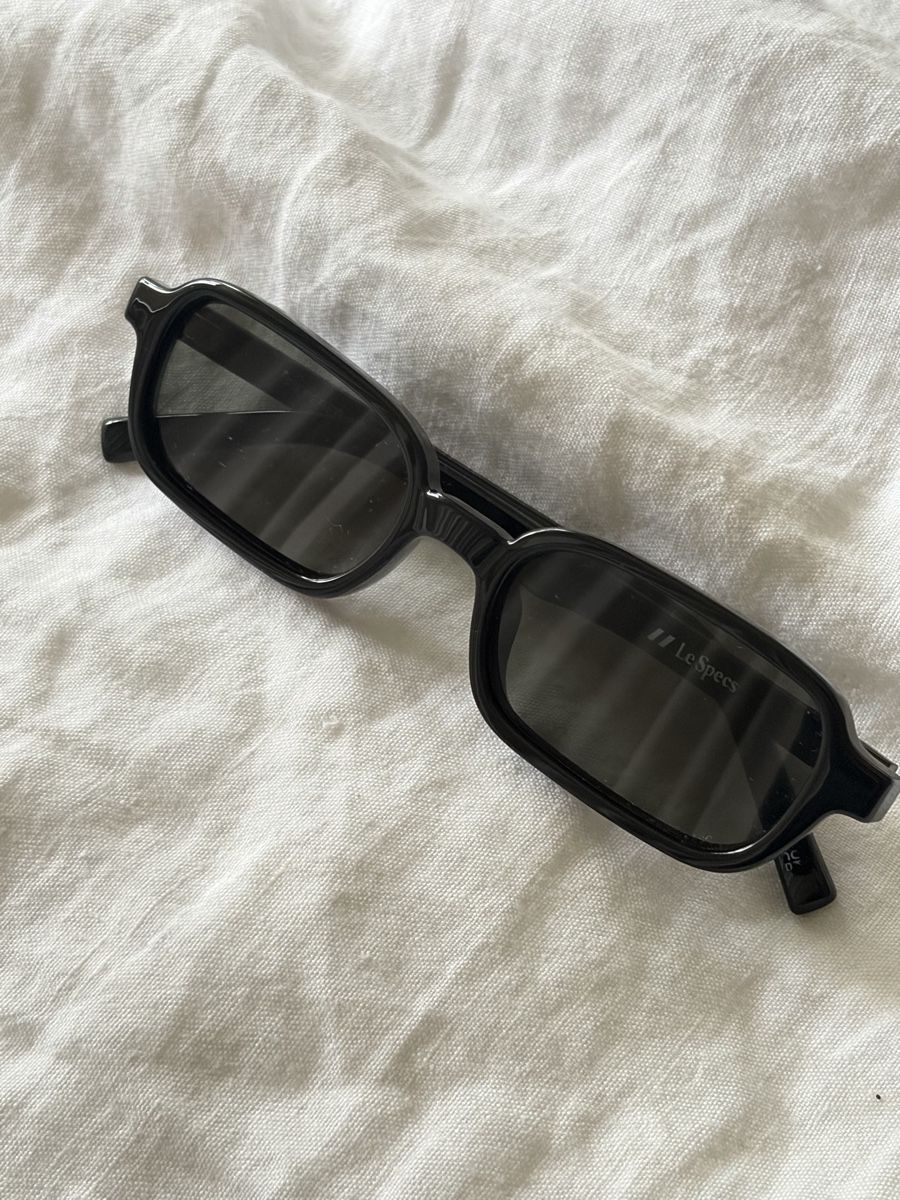 Occhiali & Lenti: Le Specs Sunglasses Black – Usato da Zürich venduto da fischersfritzli 1