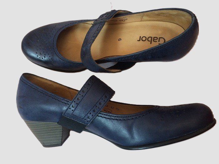 Gabor Scarpe da donna: Gr. 39 GABOR blaue Pumps Leder mit Elastik am Riehmchen – Usato da Basel venduto da FRAU.ZAUBER.MOND
