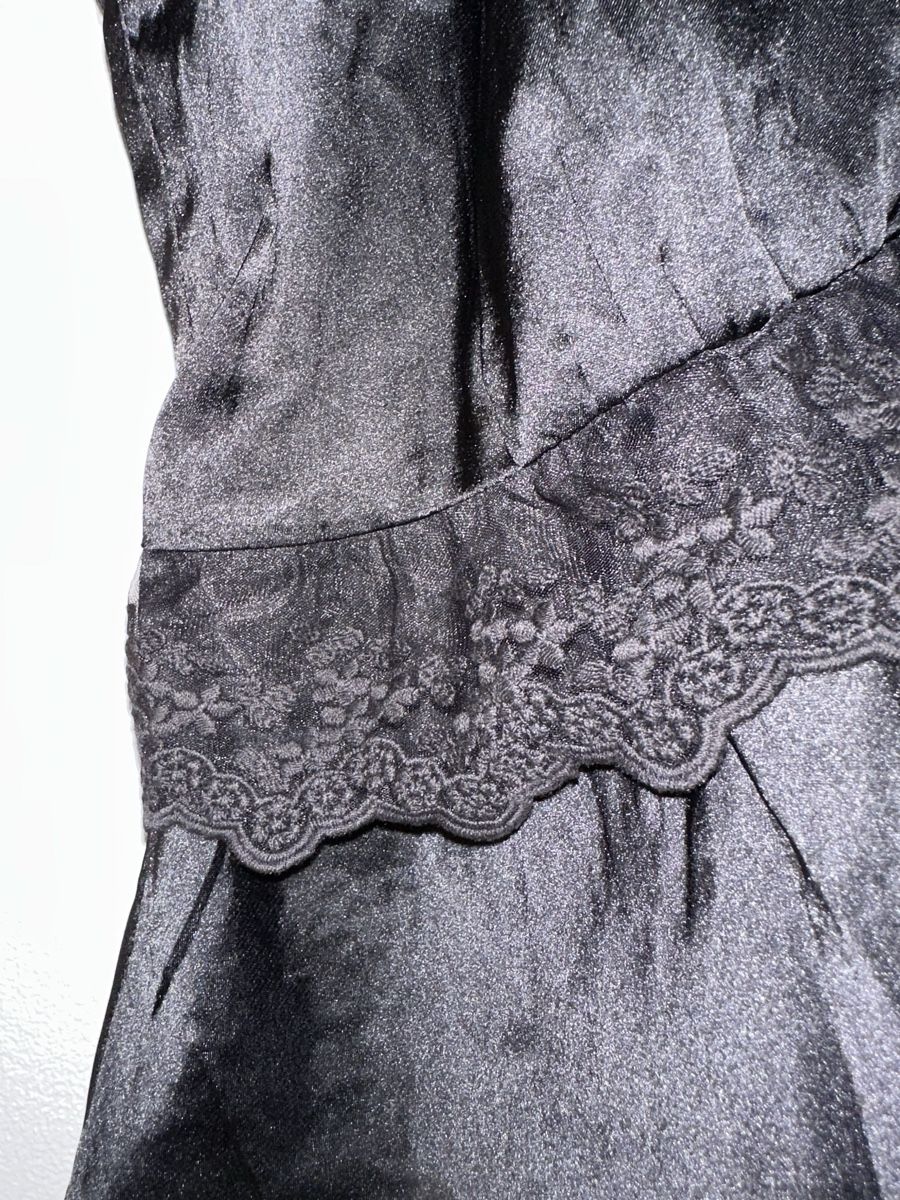 Blusen: Schwarze Bluse mit Spitze – Neu (gemäss Beschreibung) aus Betschwanden von _janinee_ 2